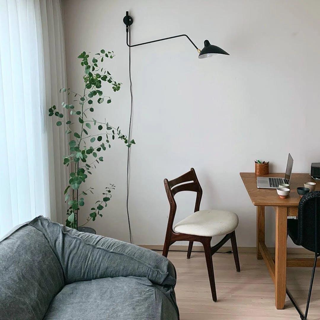 Adjustable Arm Wall Light Lighting Lobby