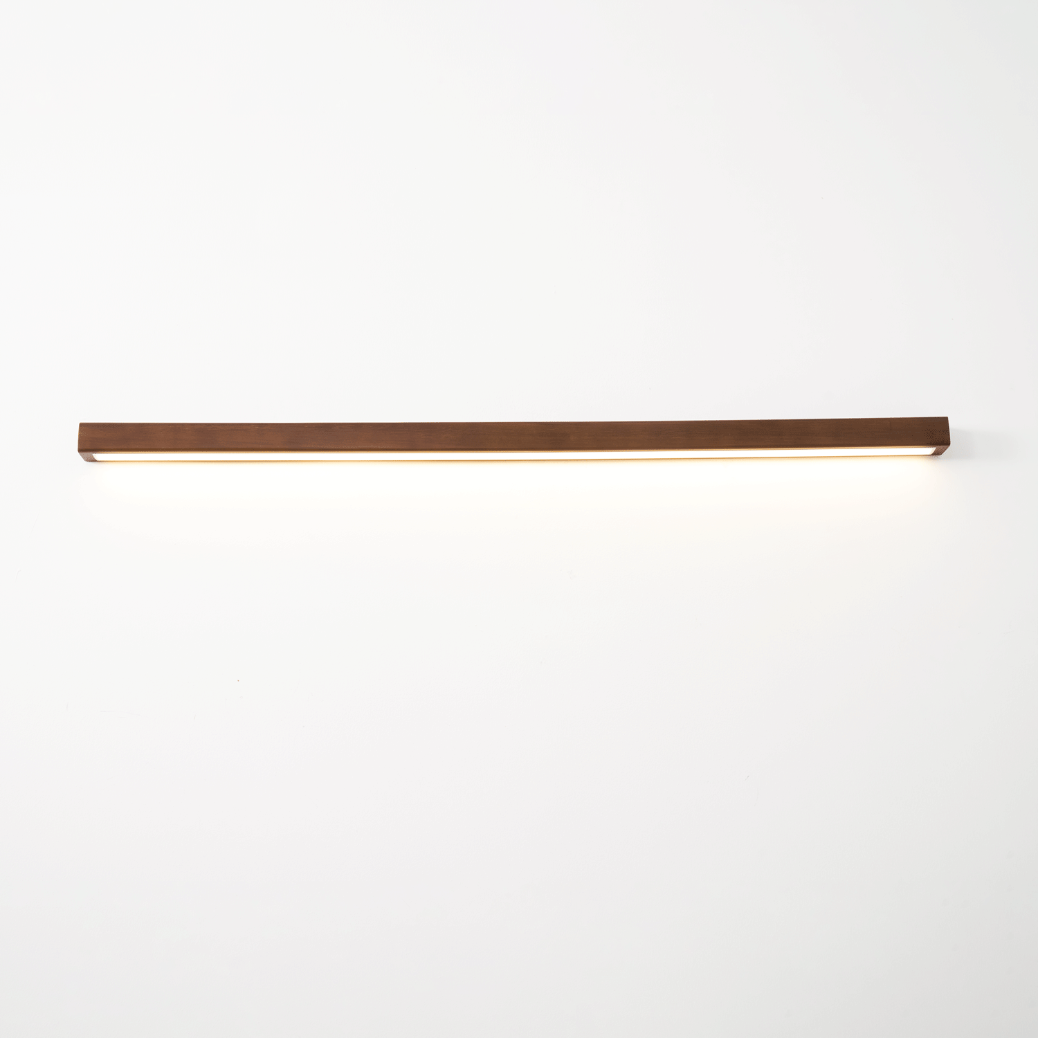 Arlo Linear Wooden Wall Lamp Lighting Lobby