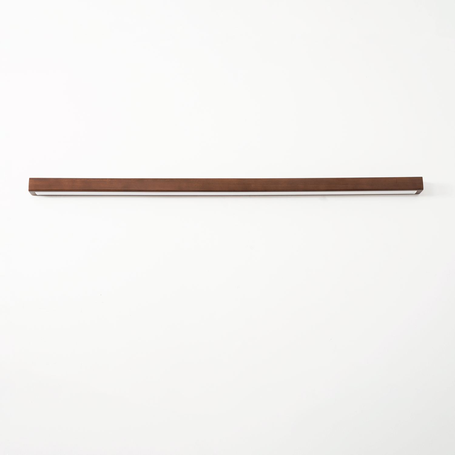 Arlo Linear Wooden Wall Lamp Lighting Lobby