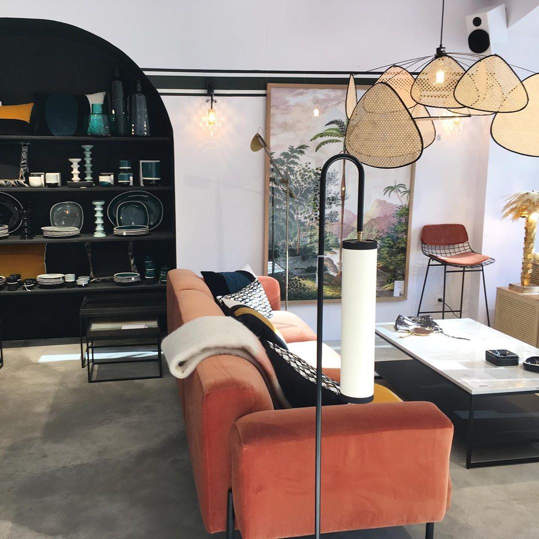 Cannage Ceiling Pendant Lighting Lobby