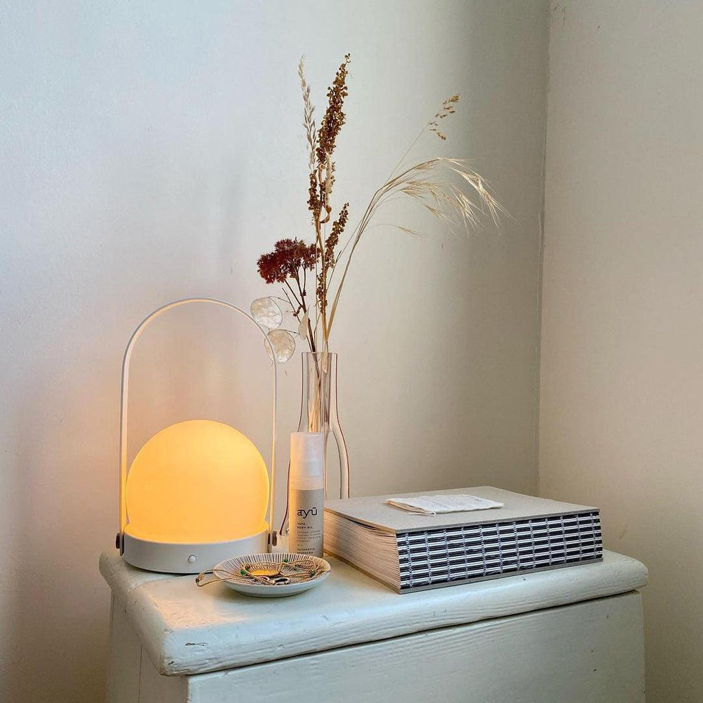 Carrie Integrated Battery Desk Light Lighting Lobby
