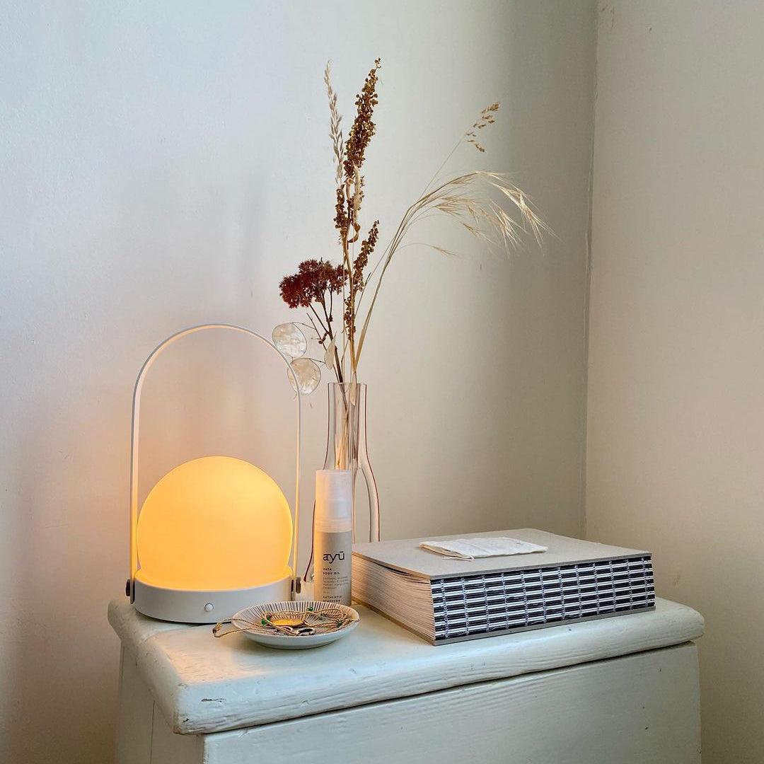 Carrie Integrated Battery Desk Light Lighting Lobby