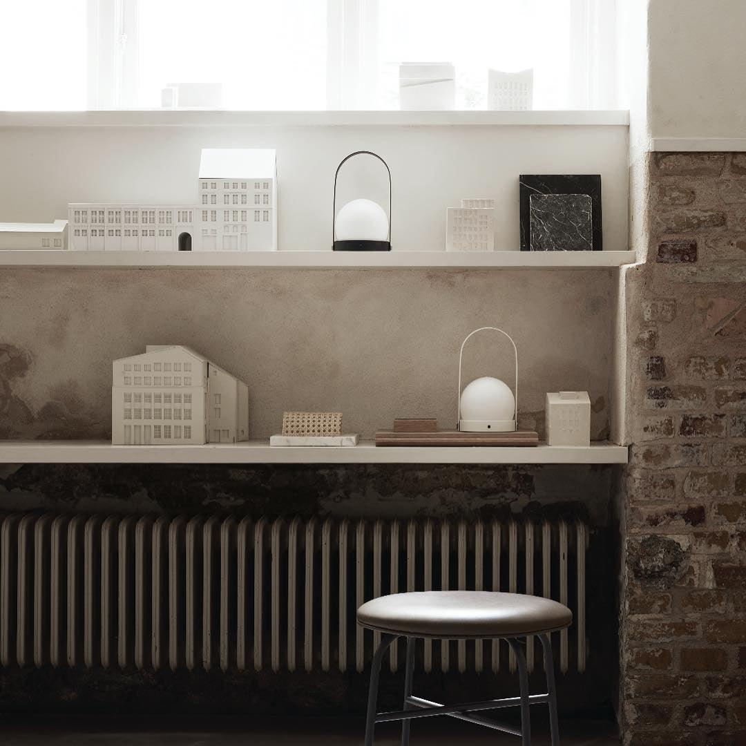 Carrie Integrated Battery Desk Light Lighting Lobby