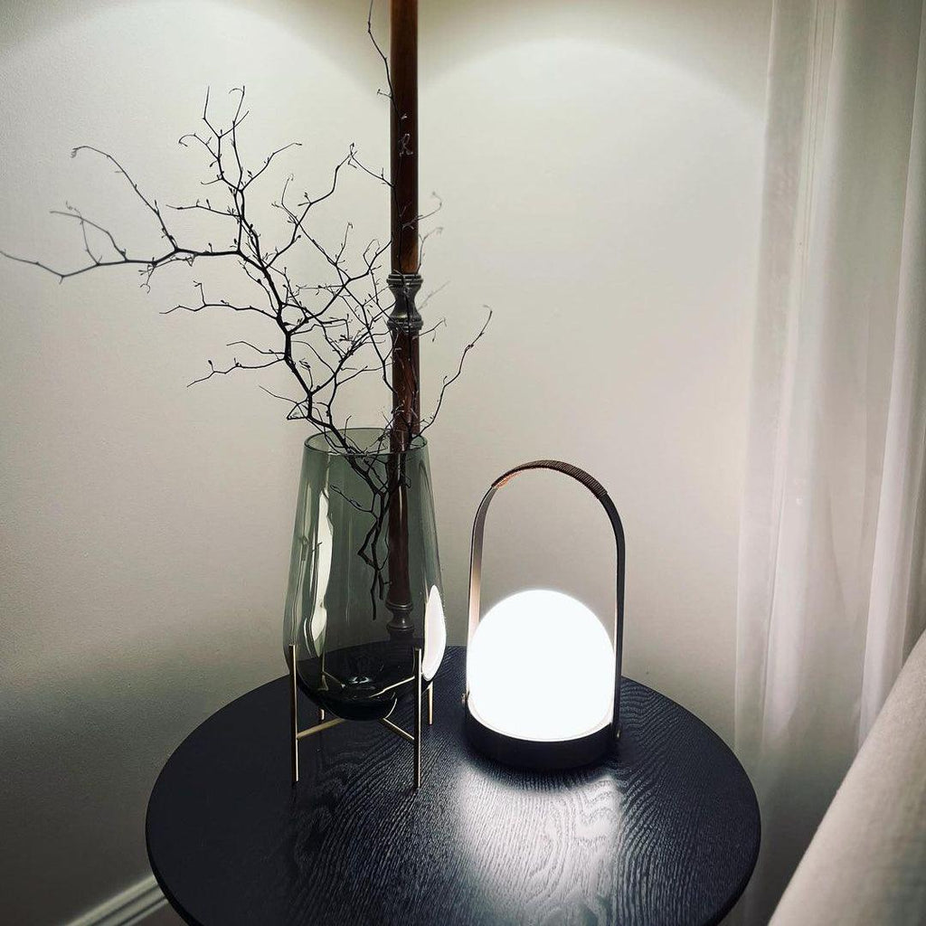 Carrie Integrated Battery Desk Light Lighting Lobby