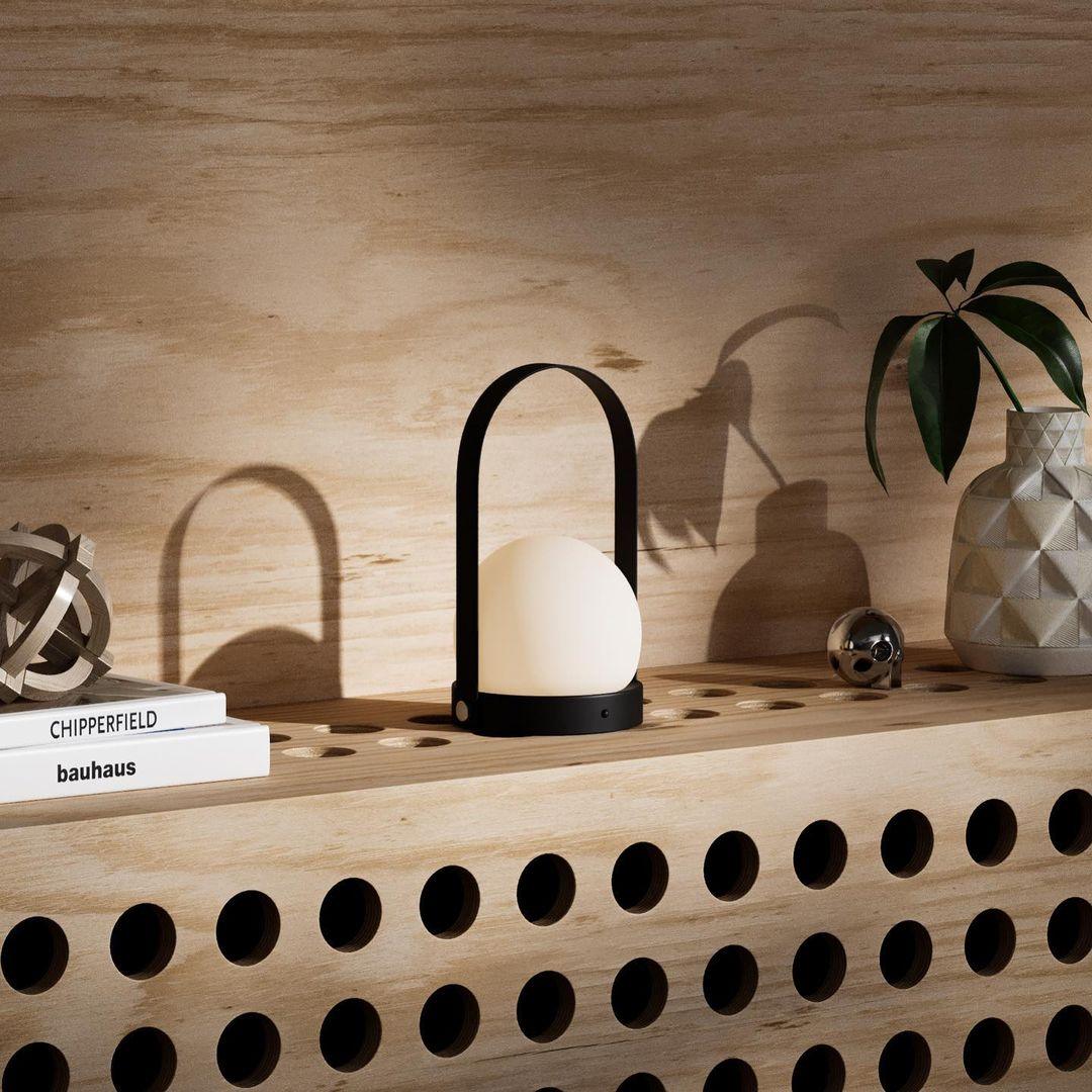 Carrie Integrated Battery Desk Light Lighting Lobby