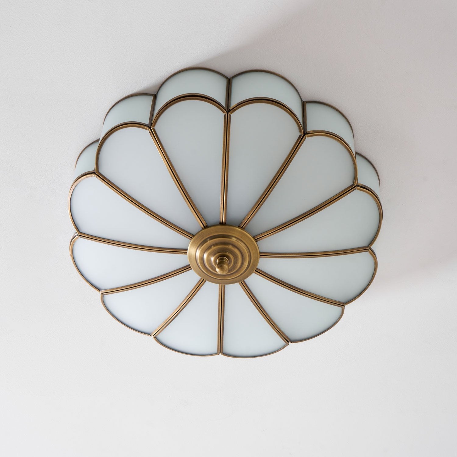 Ceiling Light Fixture with Flower Shaped Glass Lighting Lobby