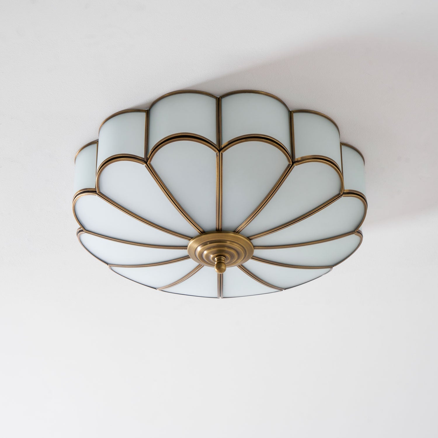 Ceiling Light Fixture with Flower Shaped Glass Lighting Lobby