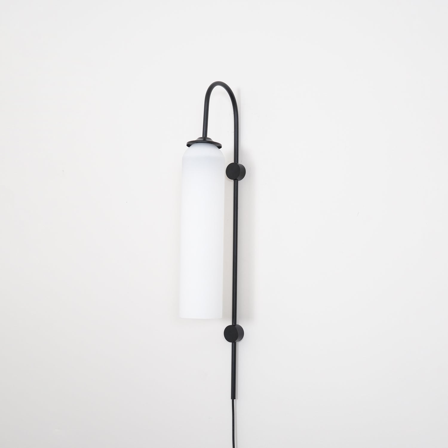 Contemporary Glass Plug-In Wall Sconce Lighting Lobby