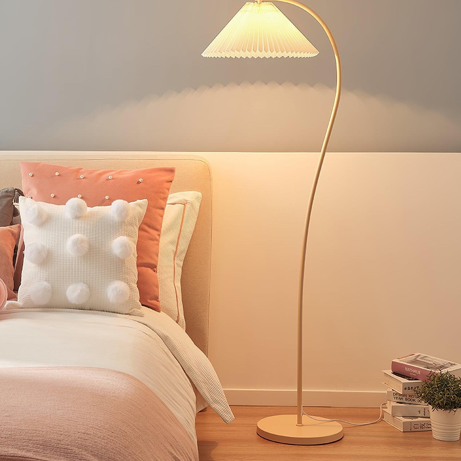 Crescini Folded Standing Light Lighting Lobby
