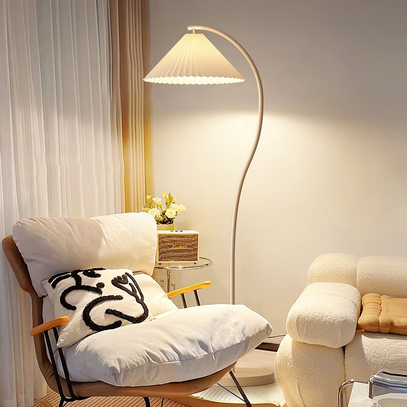 Crescini Folded Standing Light Lighting Lobby