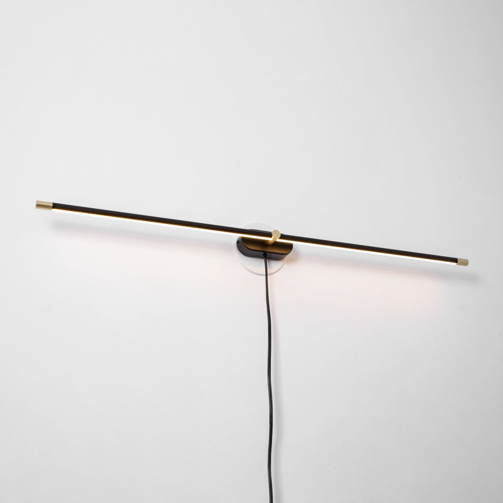 Linear Minimalist Wall-Mounted Plug-in Light Fixture Lighting Lobby