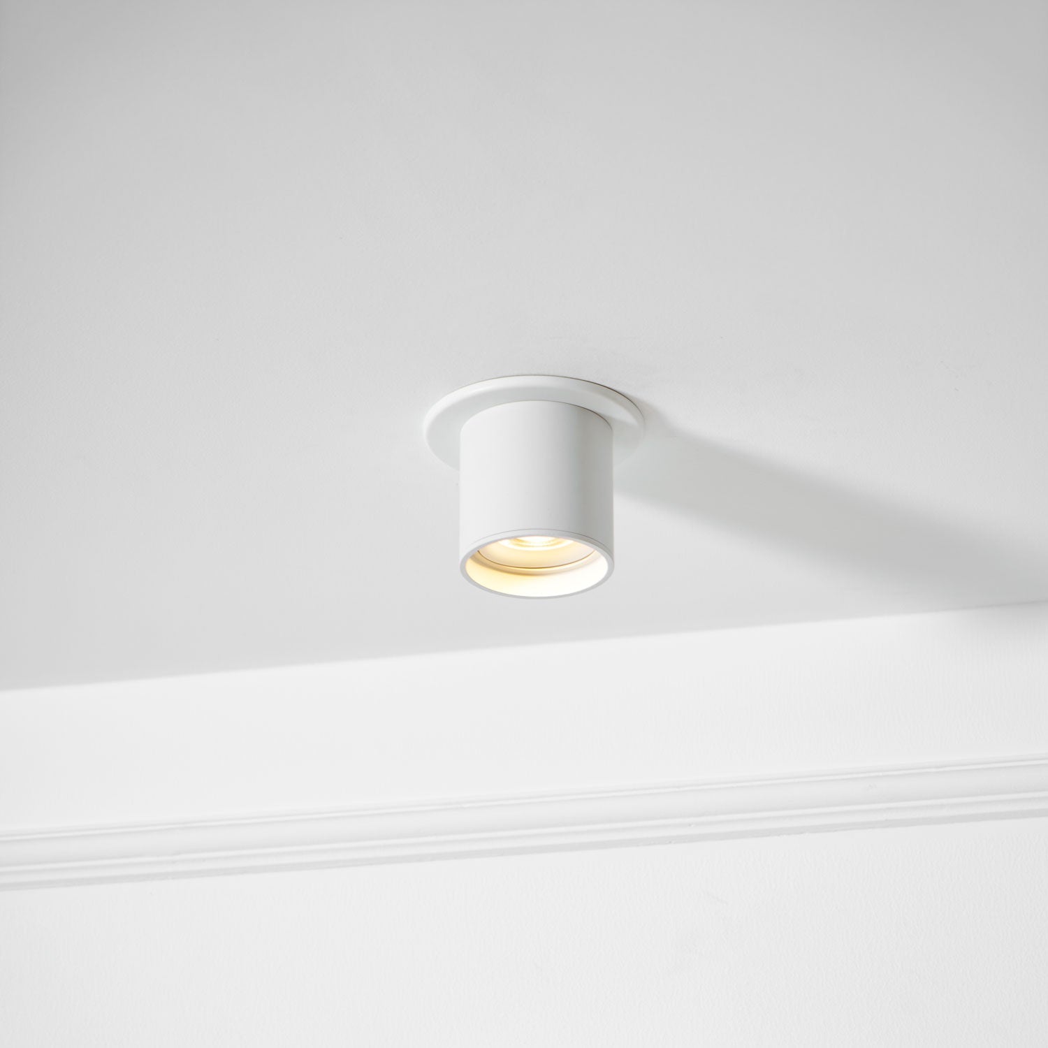 Modupoint Ceiling Fixture Lighting Lobby