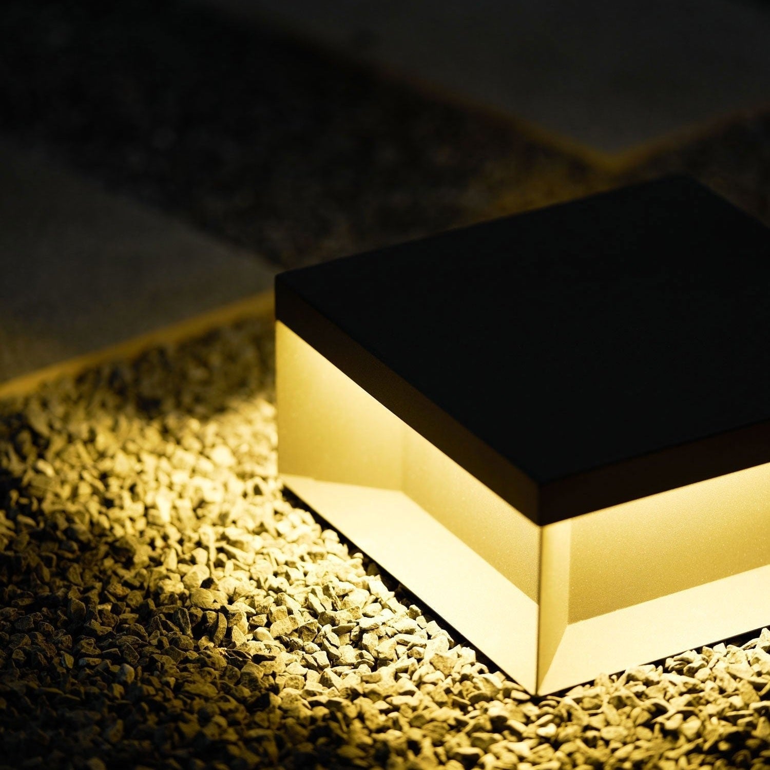 Outdoor Black Box Lamp Post Lighting Lobby