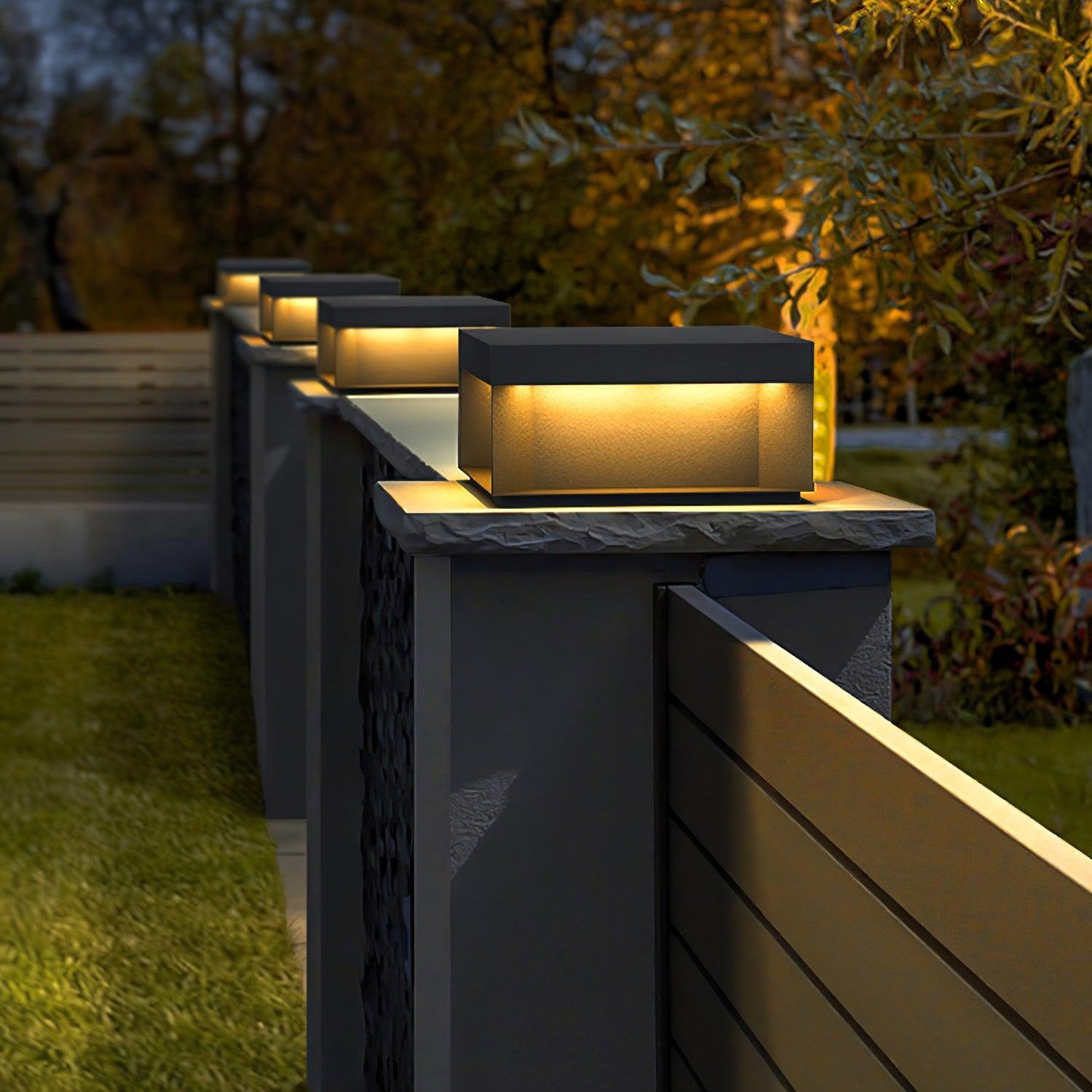 Outdoor Black Box Lamp Post Lighting Lobby