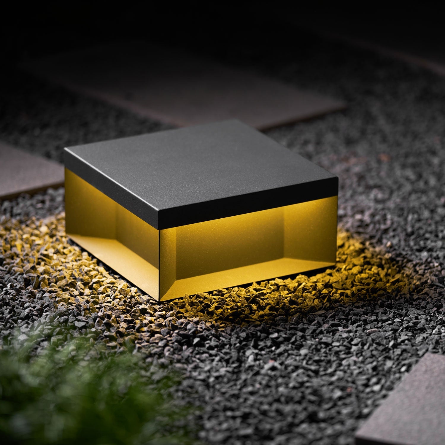 Outdoor Black Box Lamp Post Lighting Lobby