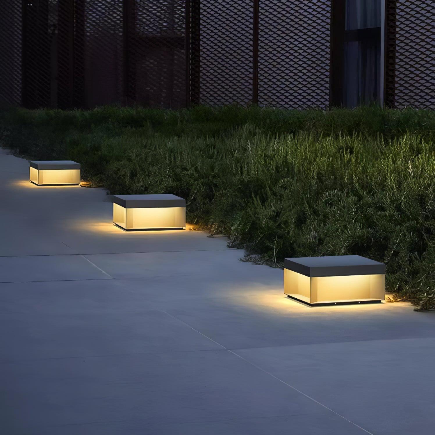 Outdoor Black Box Lamp Post Lighting Lobby