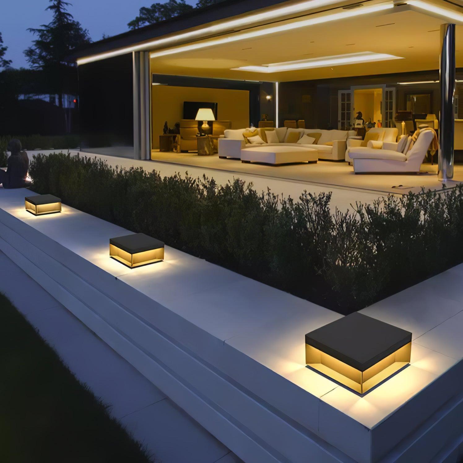 Outdoor Black Box Lamp Post Lighting Lobby