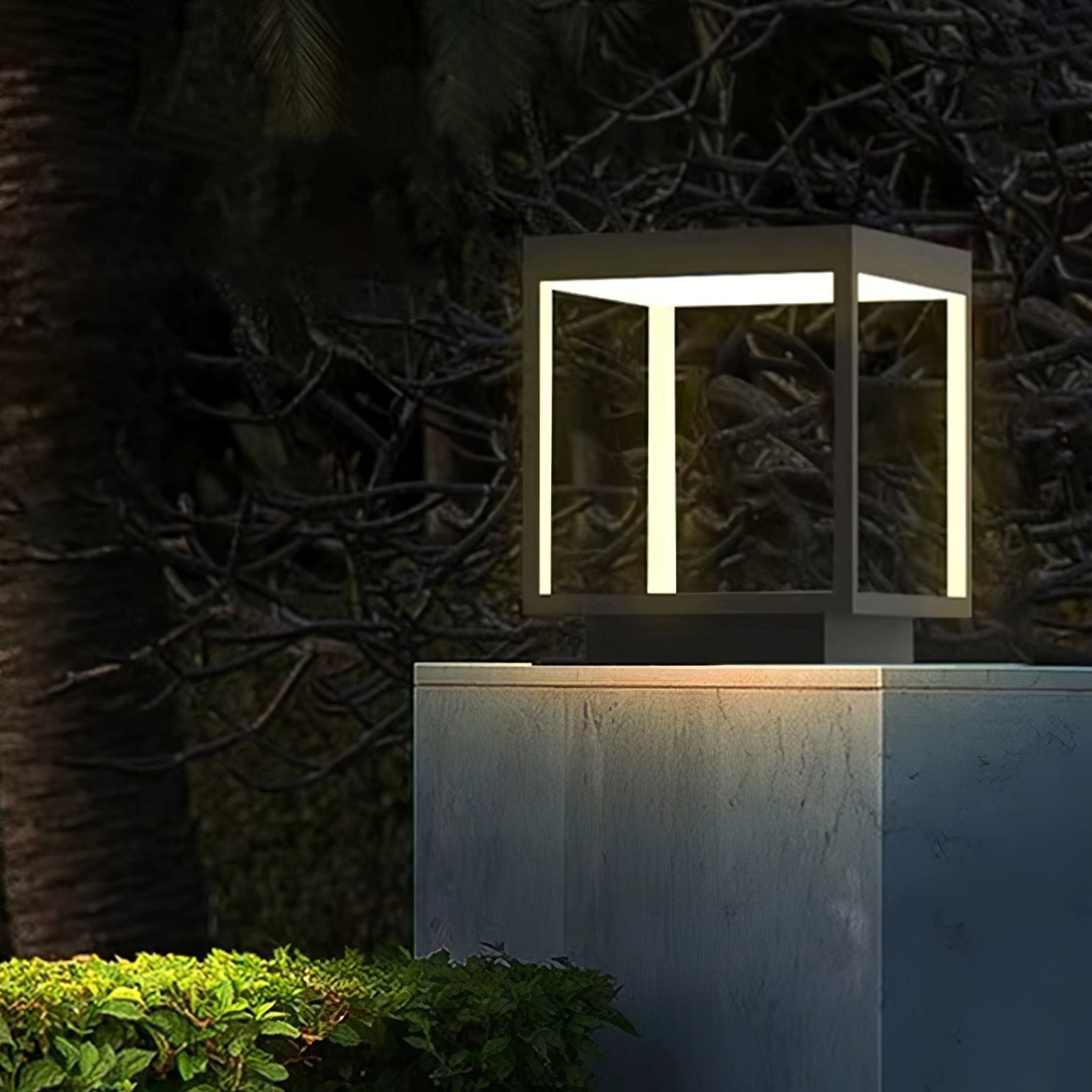 Outdoor Post Light With Square Frame Lighting Lobby