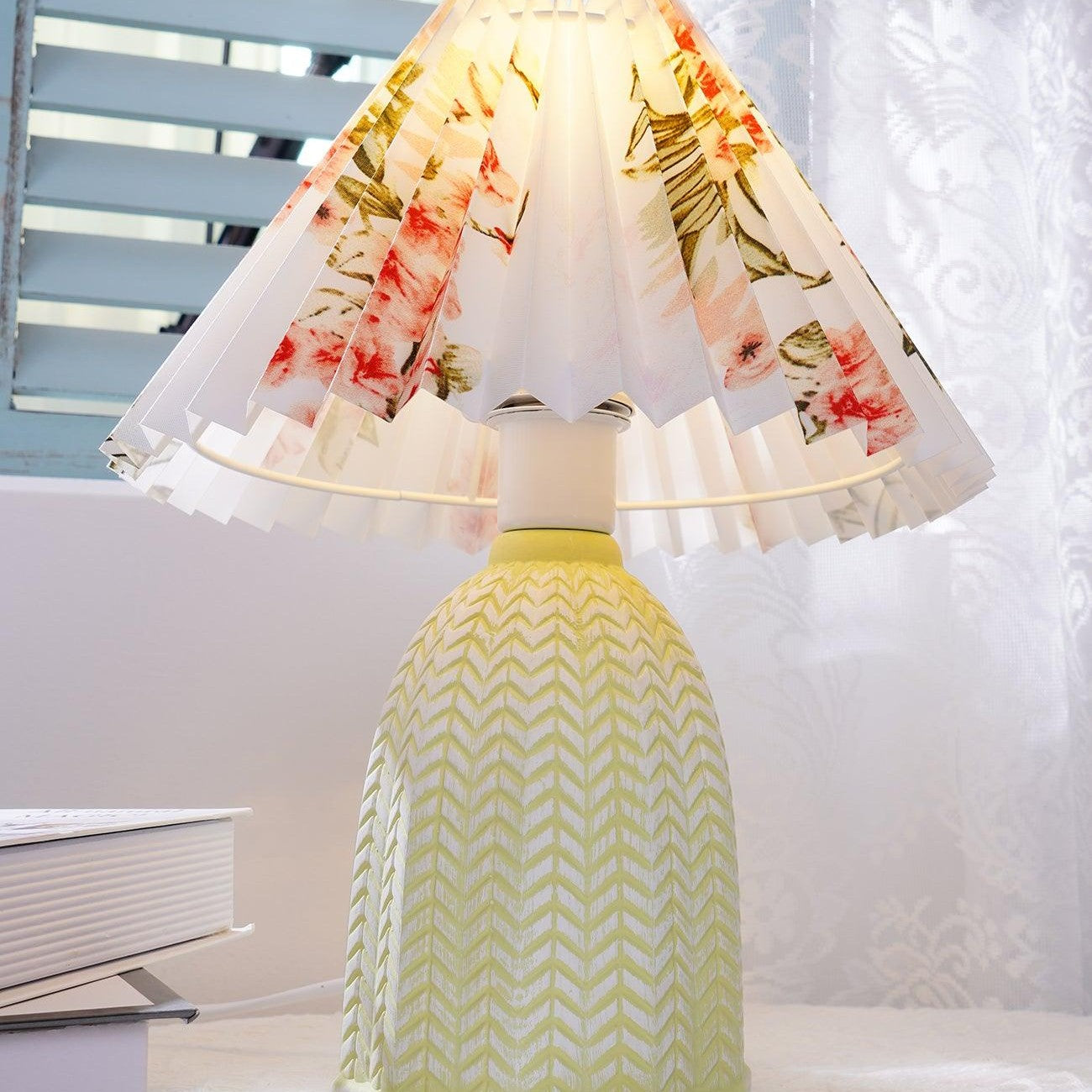 Retro Folded Desk Light Lighting Lobby