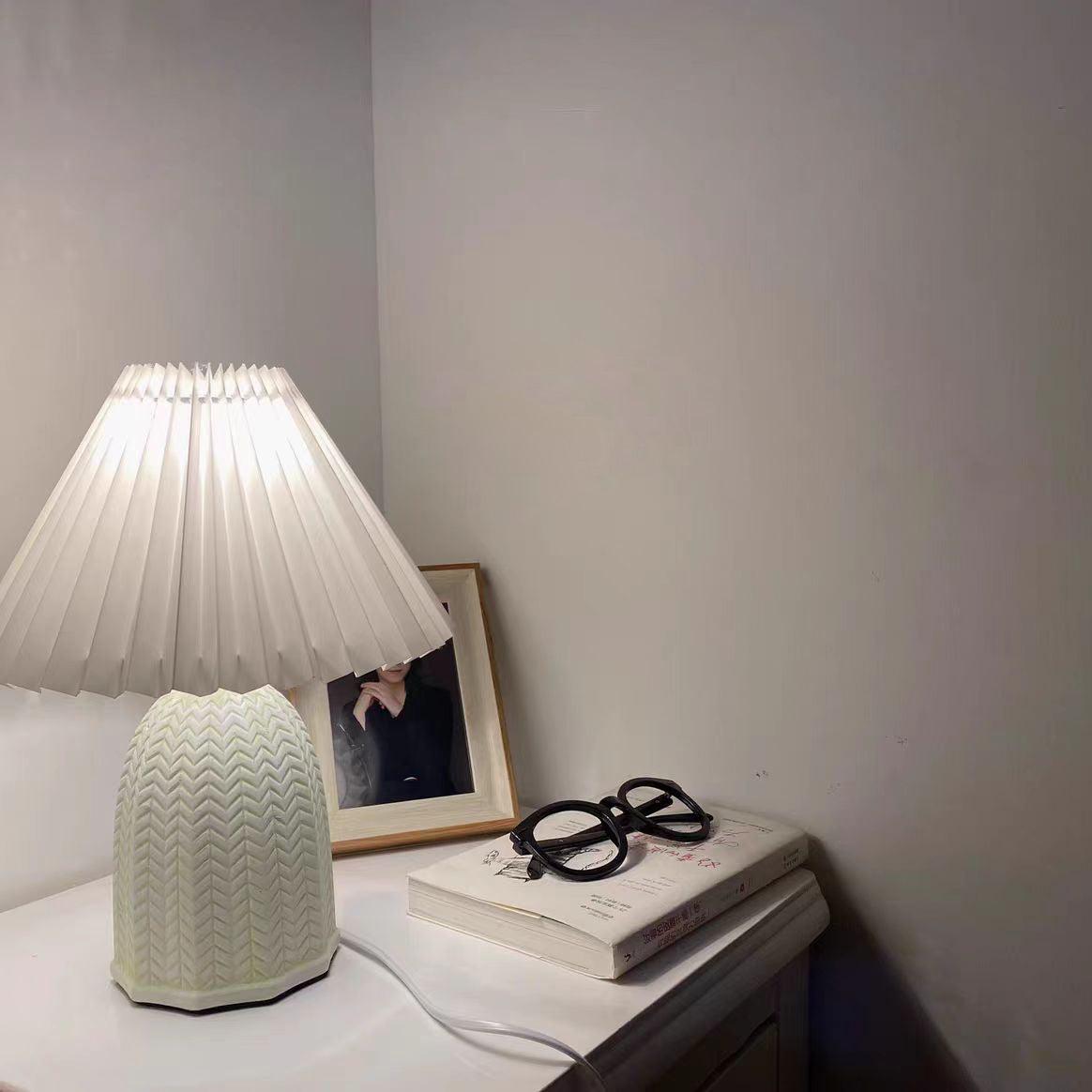 Retro Folded Desk Light Lighting Lobby