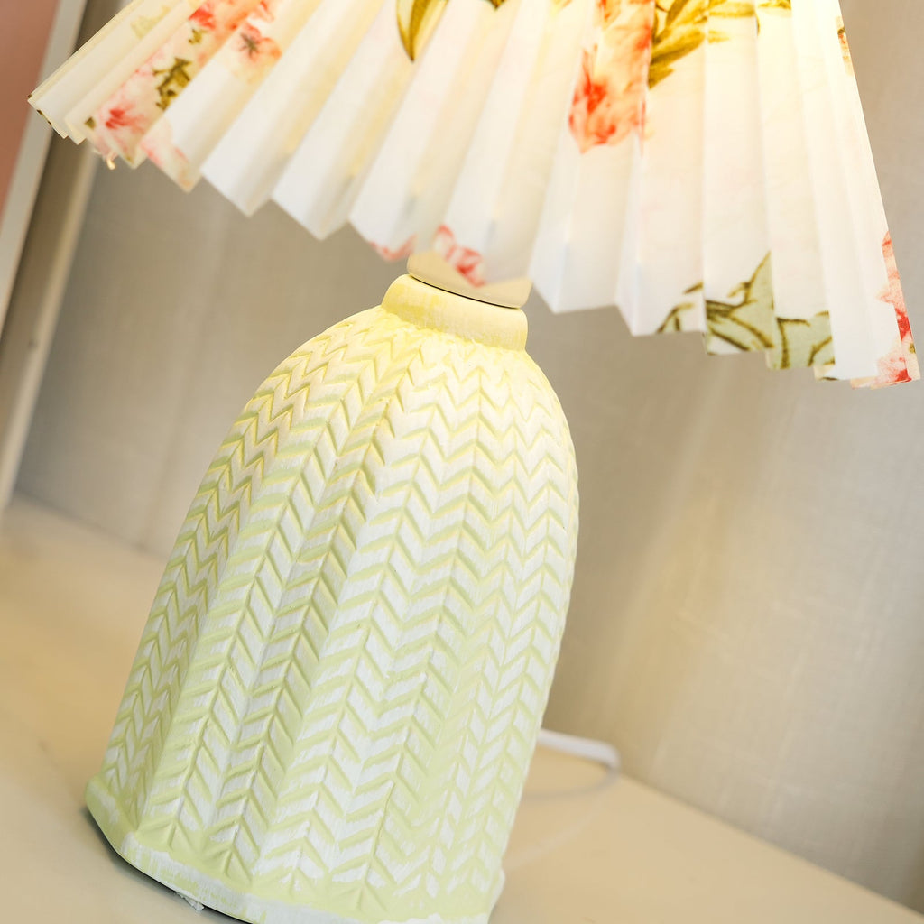 Retro Folded Desk Light Lighting Lobby