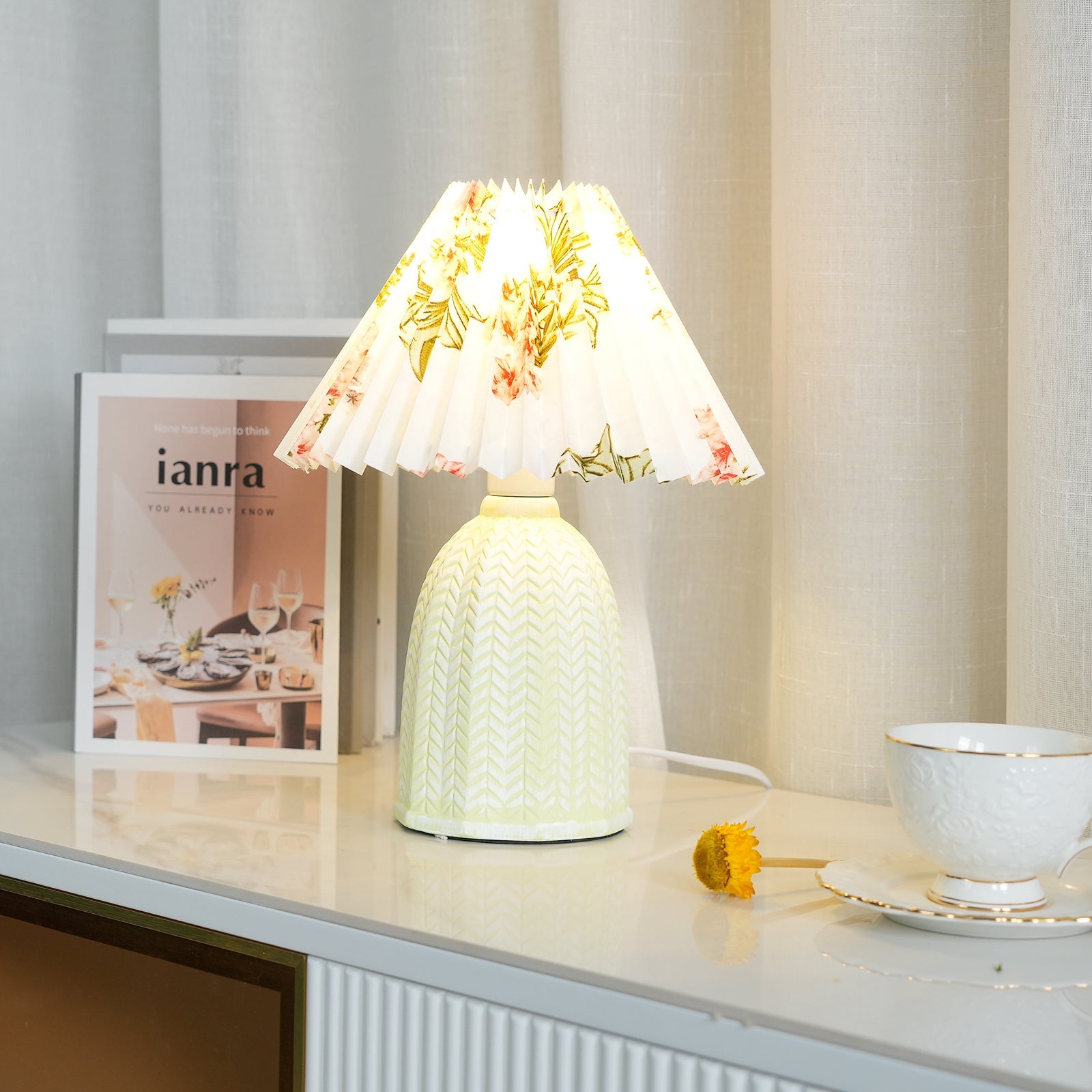 Retro Folded Desk Light Lighting Lobby