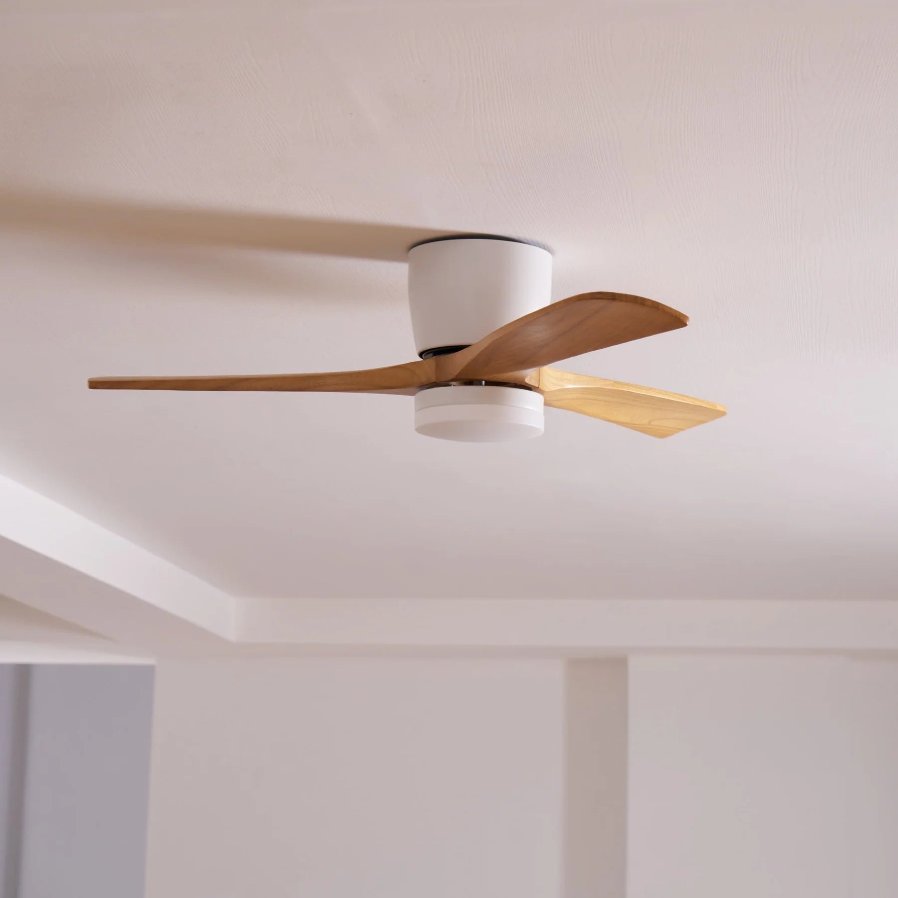 Scandinavian wooden ceiling Fan with LED light (42”/48”/52”) Lighting Lobby