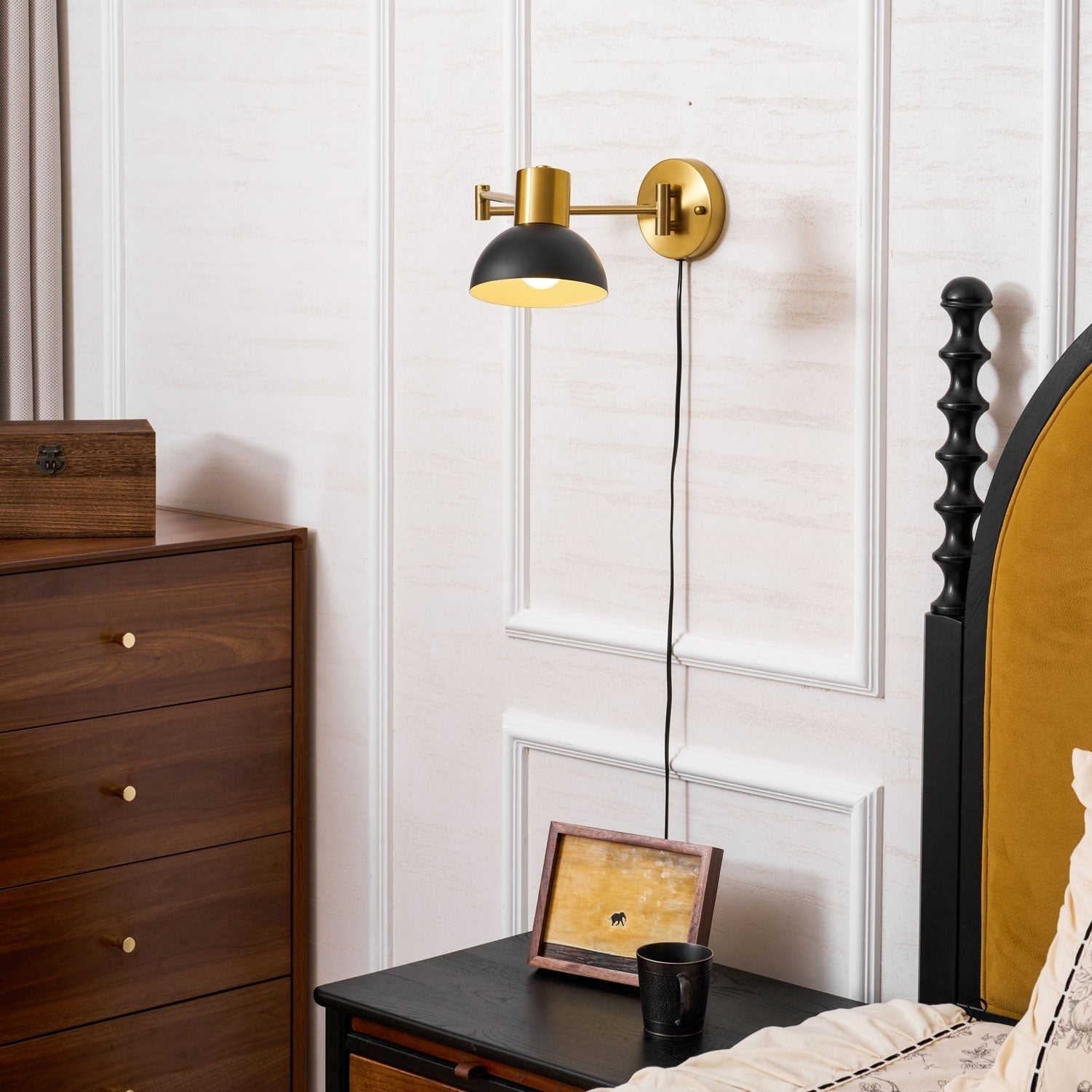 Wall-Mounted Plug In Adjustable Arm Light Lighting Lobby