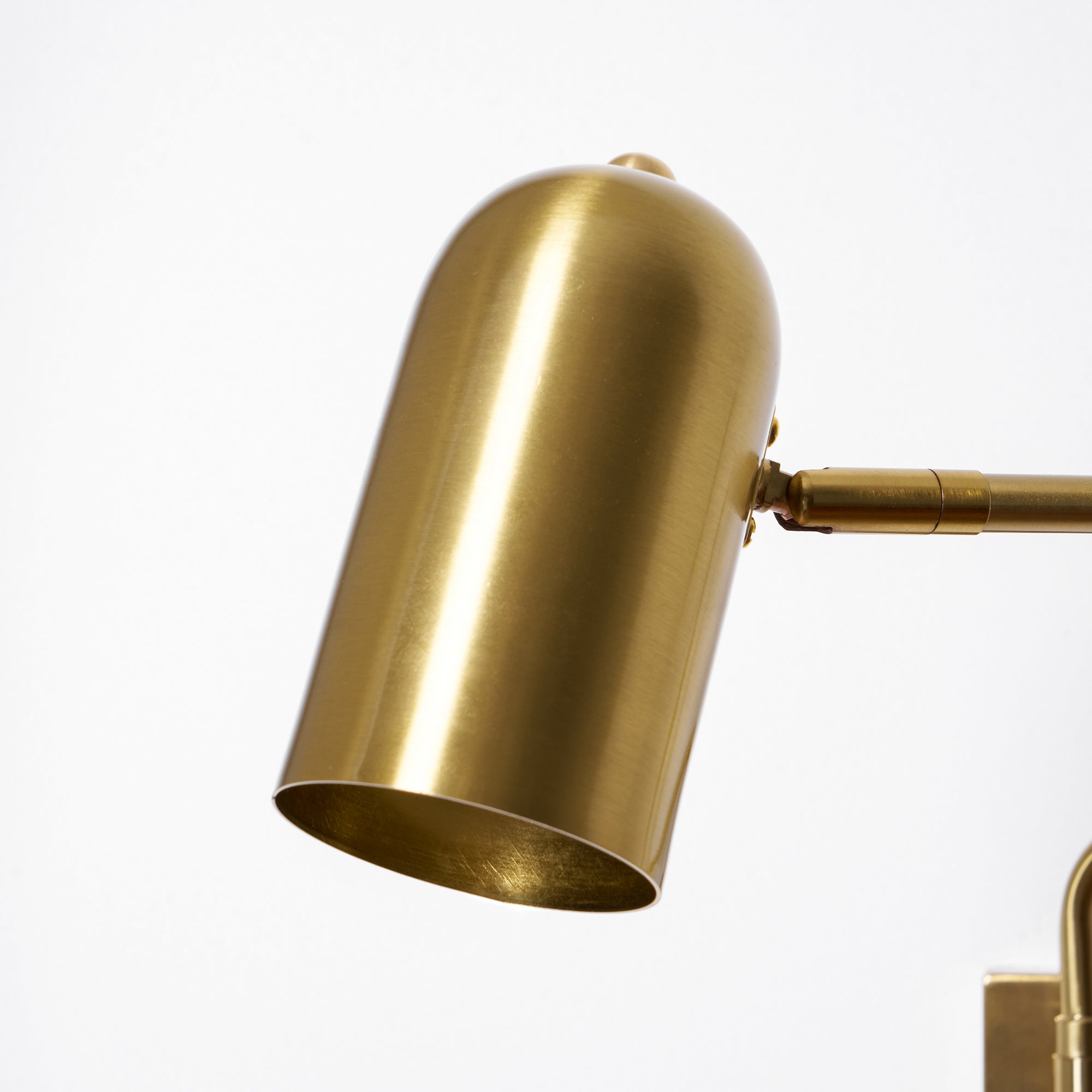 Wall-Mounted Plug In Adjustable Arm Light Lighting Lobby