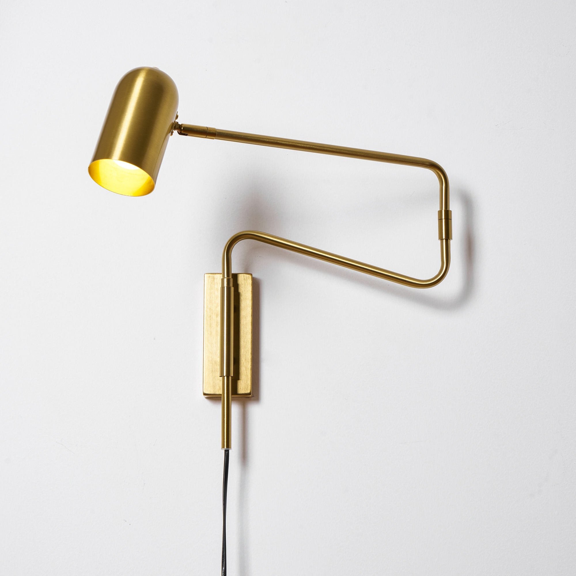 Wall-Mounted Plug In Adjustable Arm Light Lighting Lobby