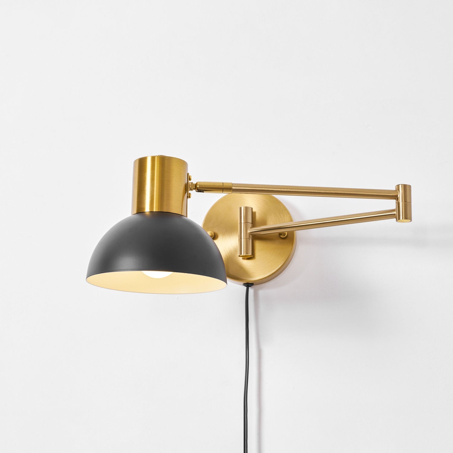 Wall-Mounted Plug In Adjustable Arm Light Lighting Lobby
