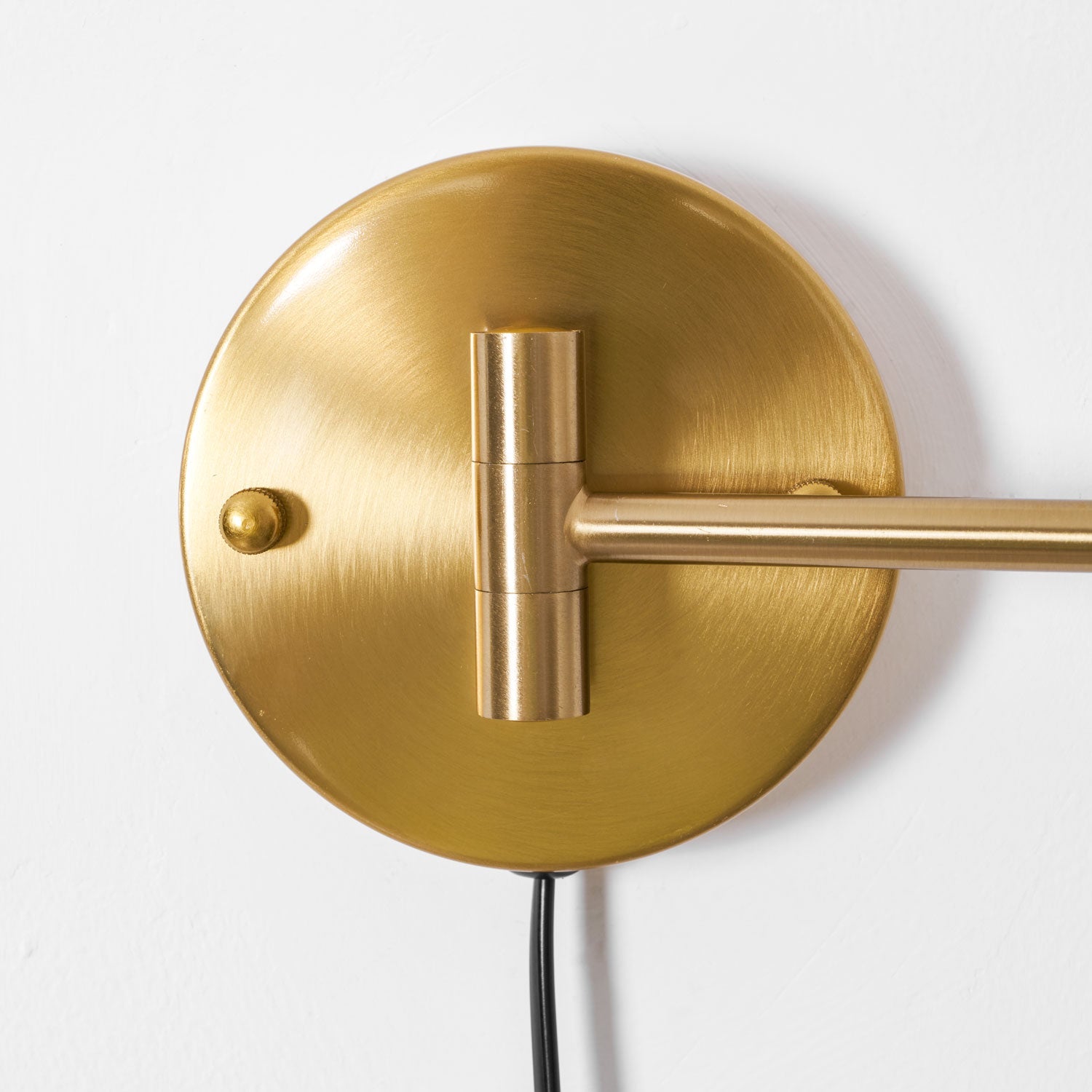 Wall-Mounted Plug In Adjustable Arm Light Lighting Lobby
