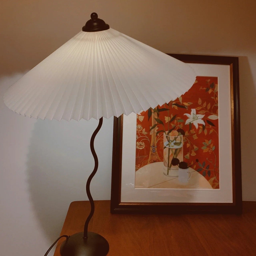 Wavy Desk Light Lighting Lobby