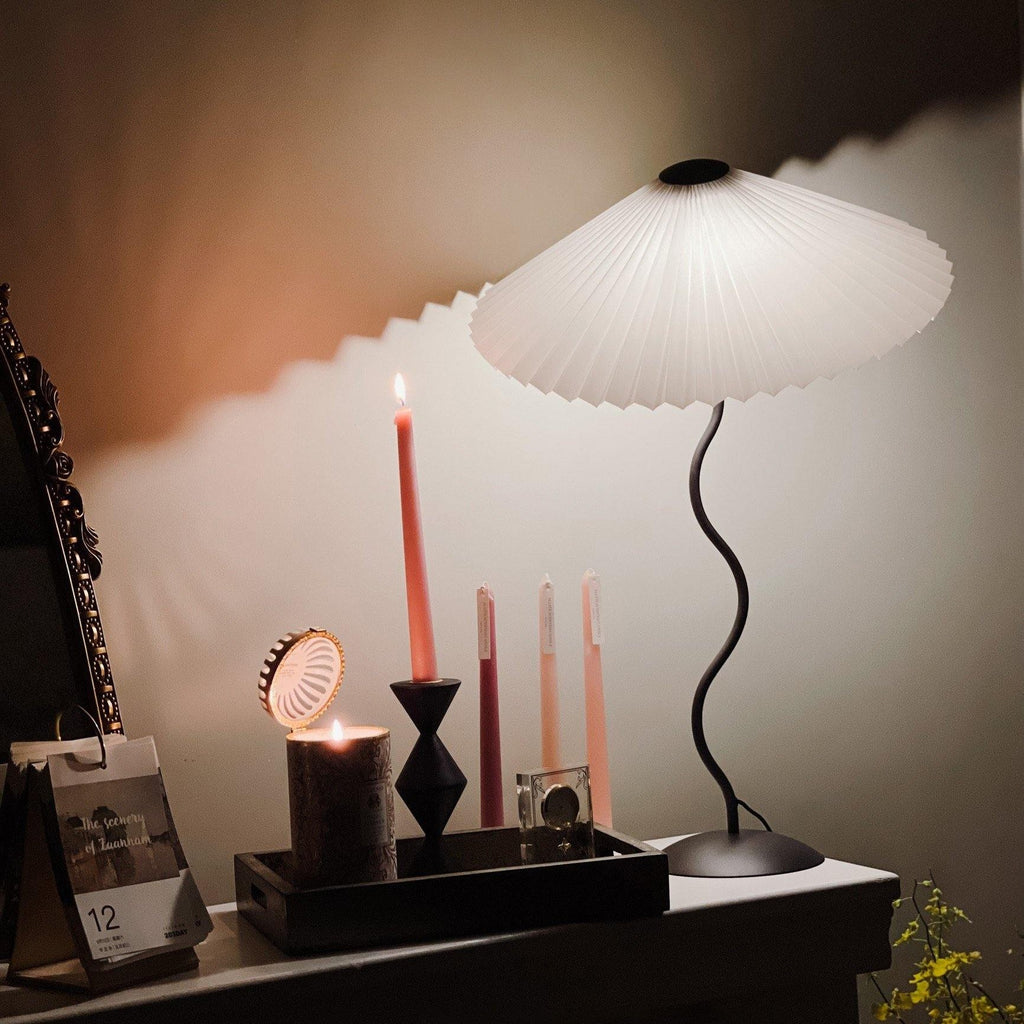 Wavy Desk Light Lighting Lobby