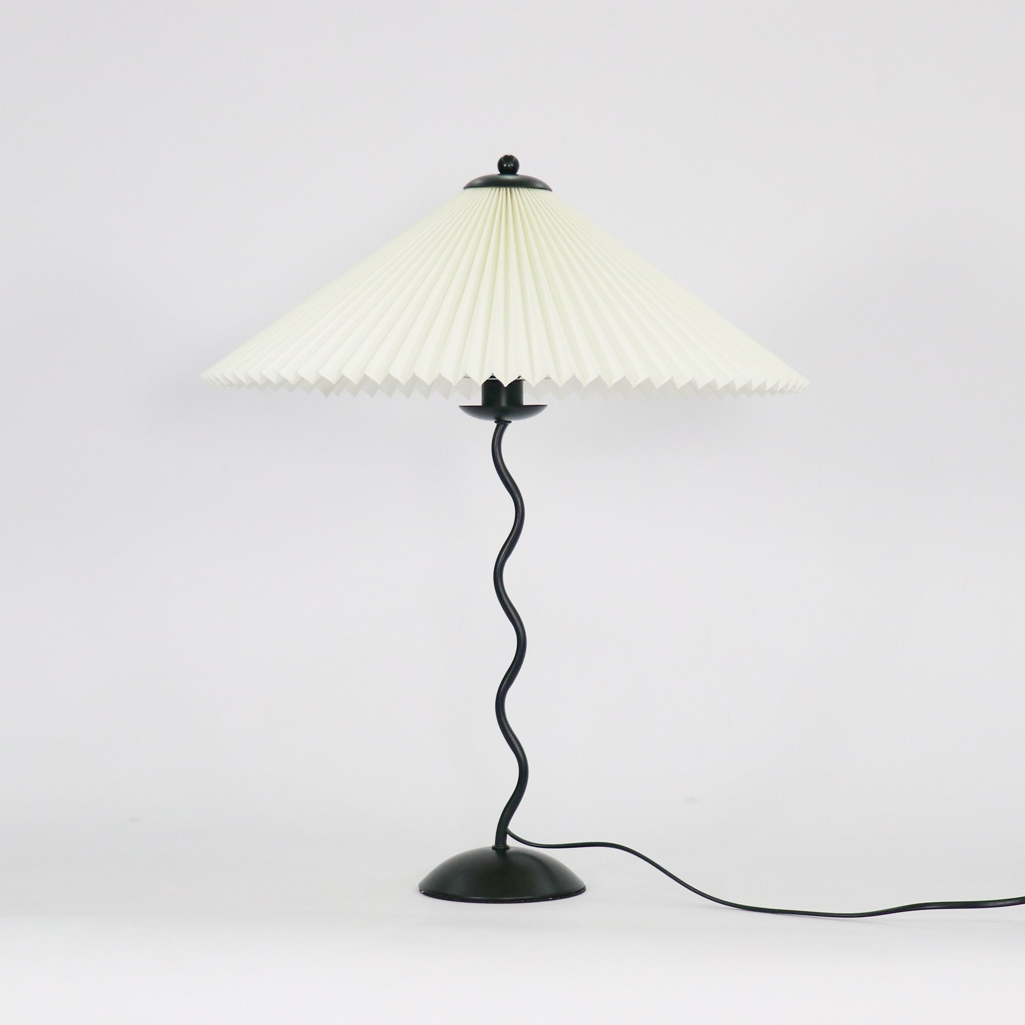 Wavy Desk Light Lighting Lobby