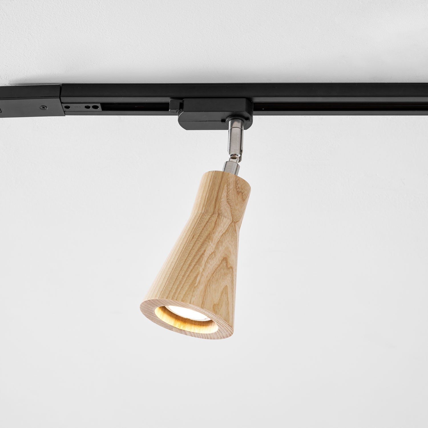 Wooden Track Pendant Light Lighting Lobby